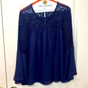 Lilly Pulitzer navy blue blouse size 8